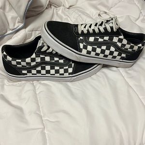 Vans Old Skool Black White Checkered Sneaker Shoes Mens Size 8.5, Woman’s 10